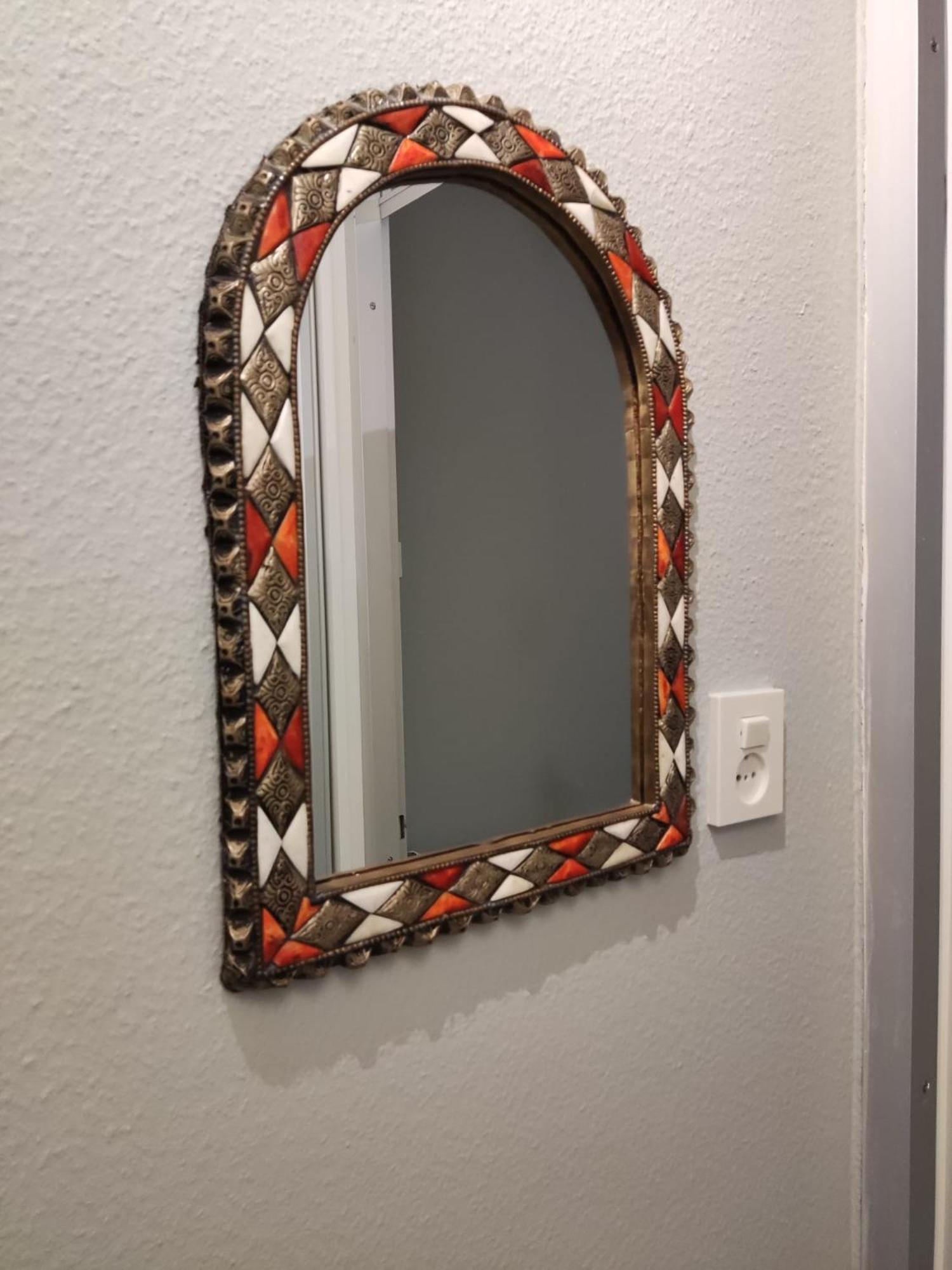 A La Apartment *